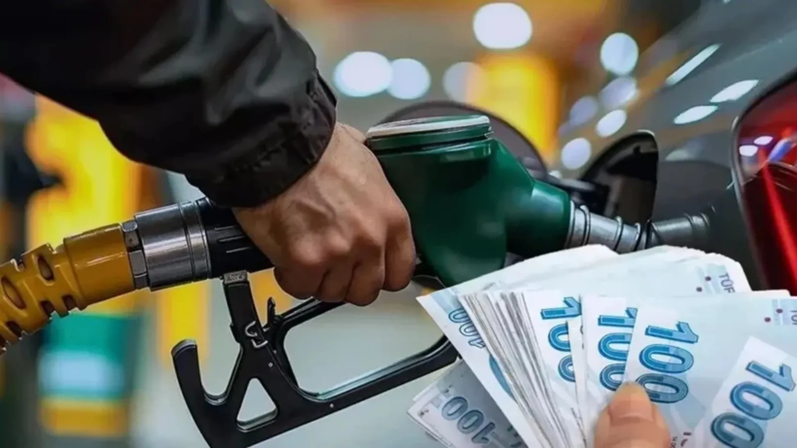 Petrol fiyatları düştü, motorinde dev indirim bekleniyor