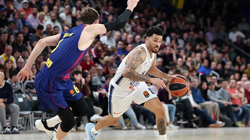 Anadolu Efes Real Madrid deplasmanında galibiyet arıyor