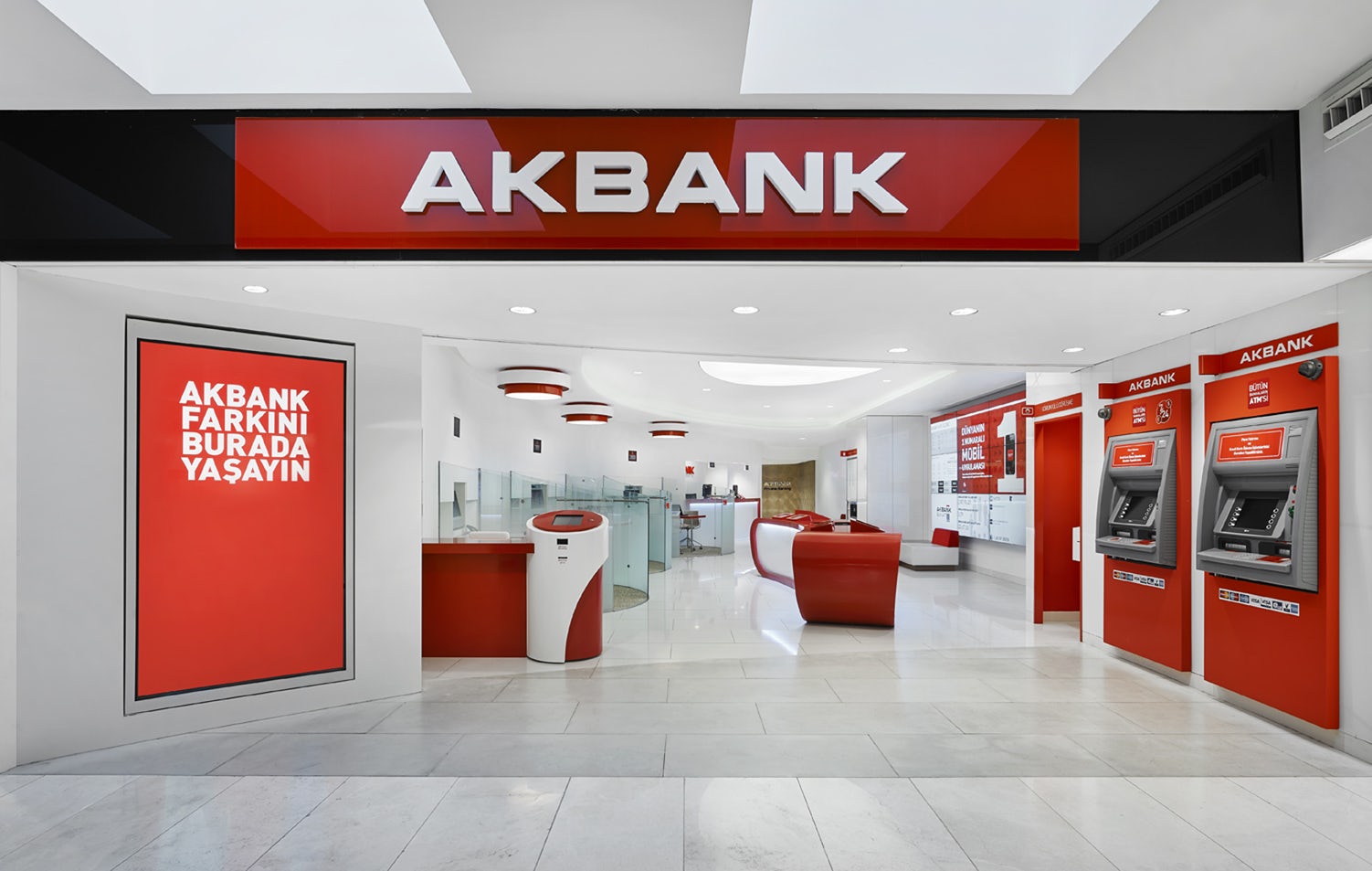 Akbank “Artı Para” Limitlerini Uçurdu: Acil Nakit Lazım Olana Faizsiz 50.000 TL