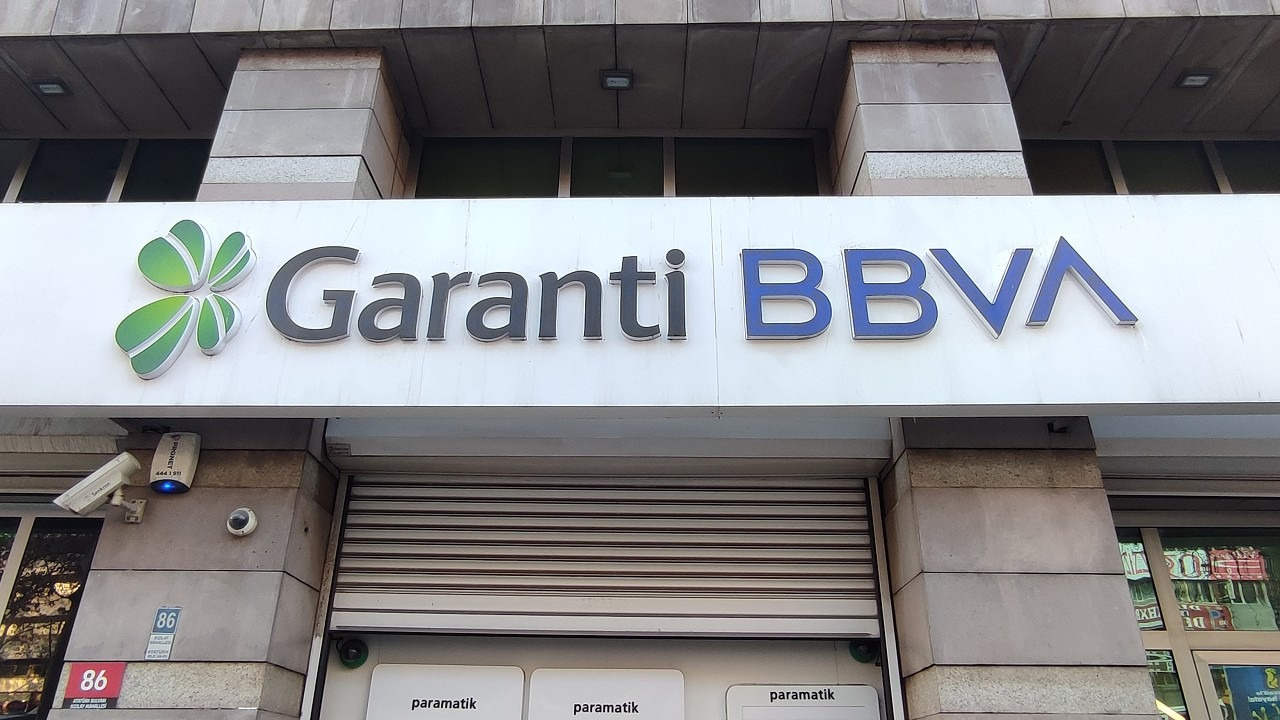 Garanti BBVA’dan 18-25 Yaş Arası Duyurusu: 250.000 TL Kredi İçin 90 Gün Ödeme Yok!
